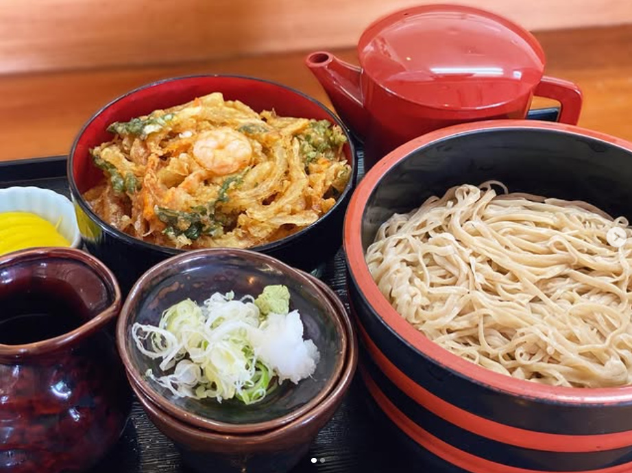 そば処ふるさとの草笛